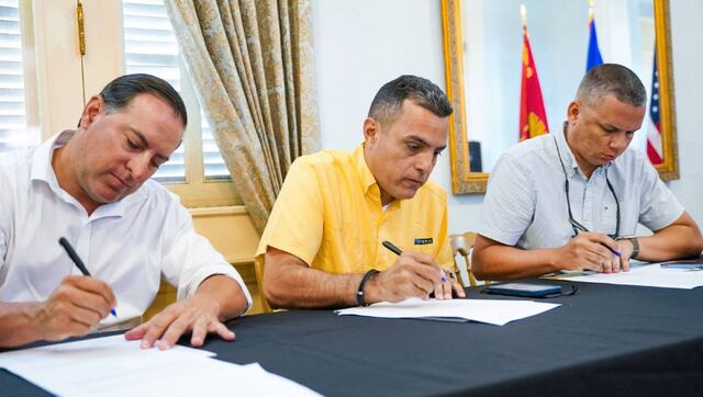 Vivienda firma acuerdo con seis municipios del sur para reparación de propiedades tras terremotos