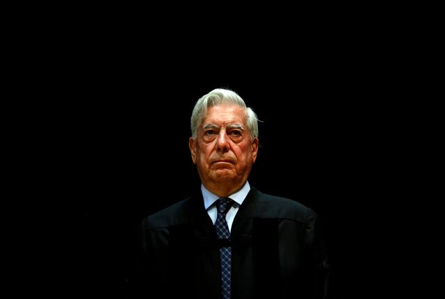 Fallecido escritor peruano Mario Vargas Llosa recibe homenajes a nivel local y mundial