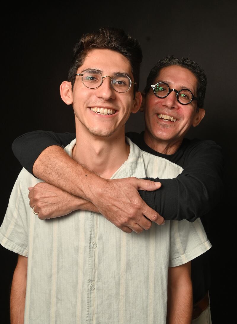 Del Mismo Racismo, música Indie. Victor Martínez y el hijo Gabriel Martinez. Metro PR 4 de septiembre de 2024