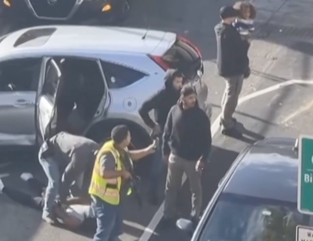 Alcalde de Nueva York exige poner fin a las operaciones del ICE tras tiroteo que dejó ciudadano dominicano herido