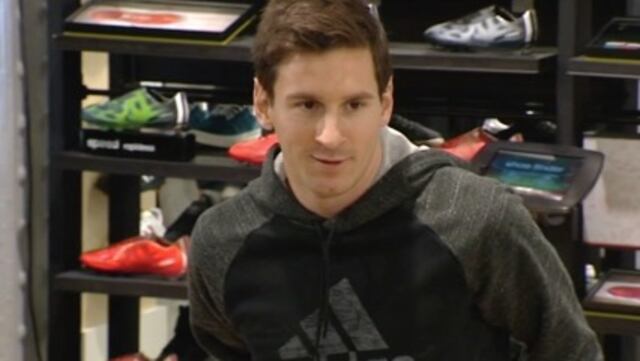 ​Lionel Messi renueva su contrato con el Barcelona hasta 2021