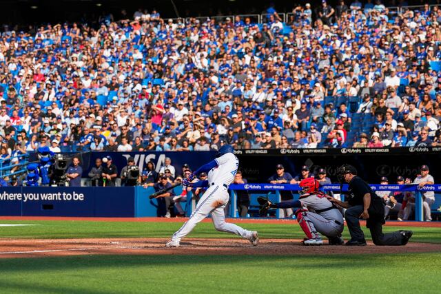 Chapman anota un doble en la novena entrada venciendo 3-2 a los Medias Rojas