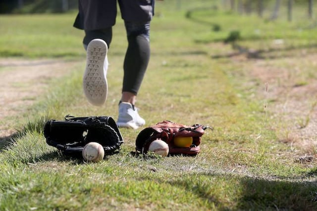 Federación de Béisbol ajusta calendario de juegos para el domingo