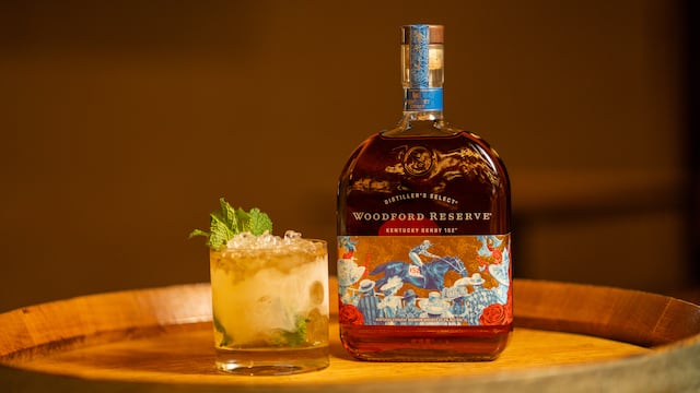 Woodford Reserve celebra la elegancia del Kentucky Derby con su botella conmemorativa 152