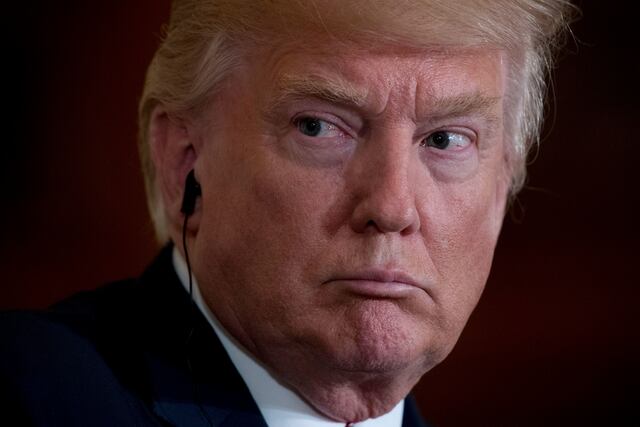 Trump firma proyecto que asigna millones de dólares a P.R.