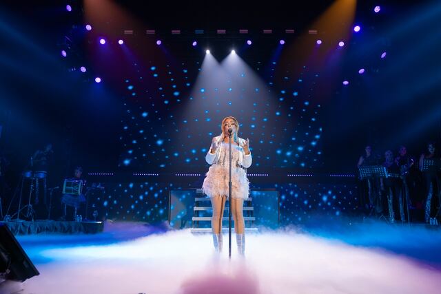 Gisselle se apodera del Coca-Cola Music Hall con su espectáculo “Entre tacas y canciones”