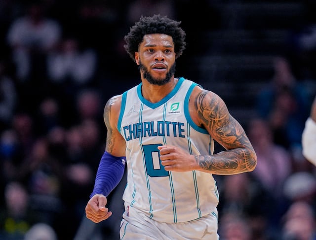 Miles Bridges se entrega a la policía por violar orden de protección en caso de violencia doméstica