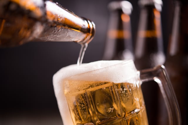 Negocios que vendan alcohol en Mayagüez deberán cumplir con nuevas medidas de seguridad