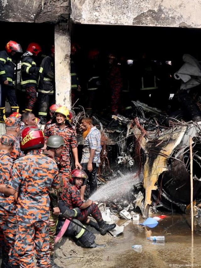 Incrementa la cifra de muertos por accidente aéreo en Bangladés