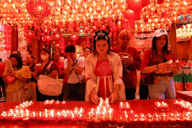China y su diáspora celebran la llegada del Año Nuevo Lunar del Caballo de Fuego