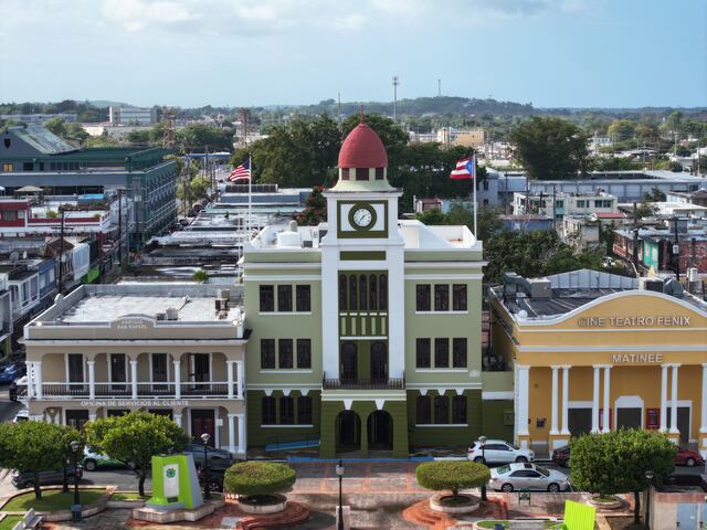 Vega Baja cumple con requerimiento de la Junta Fiscal sobre leyes de compras y subastas