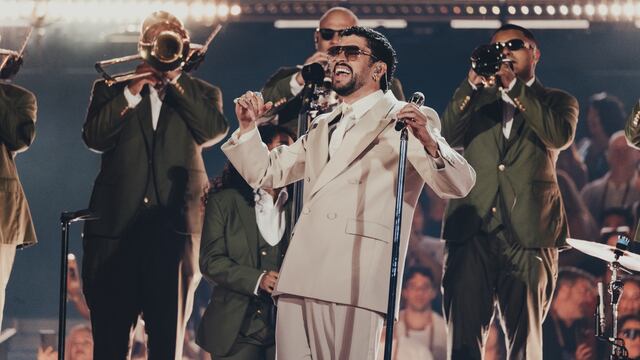 Bad Bunny sorprendió con canción de Diomedes Díaz en su primer concierto en Medellín