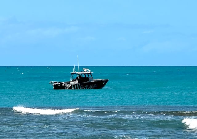 Encuentran hombre ahogado en intento de entrada de personas por las costas de Aguadilla