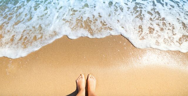 Cinco formas de proteger los pies durante el verano