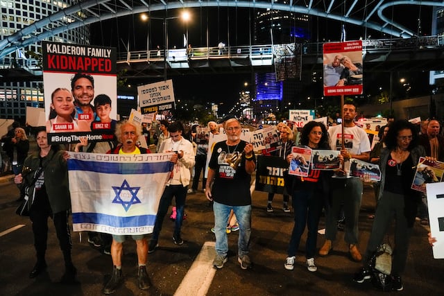 Acuerdo de tregua aviva esperanza de liberar a rehenes y frenar guerra en Gaza