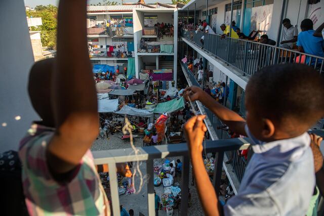 ONU denuncia que “se les está robando su infancia” a menores reclutados por bandas en Haití
