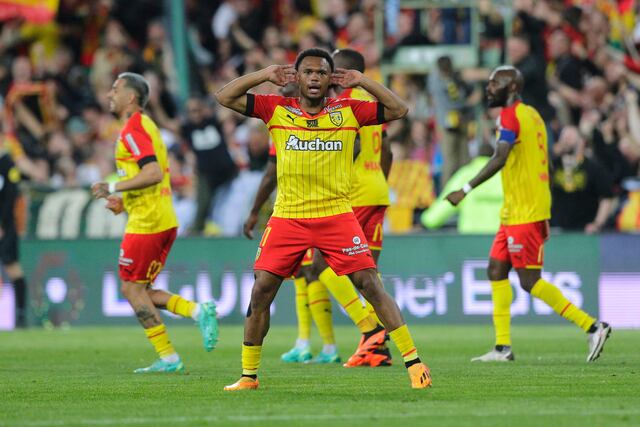 Lens extiende su récord a 8 juegos consecutivos sin derrotas