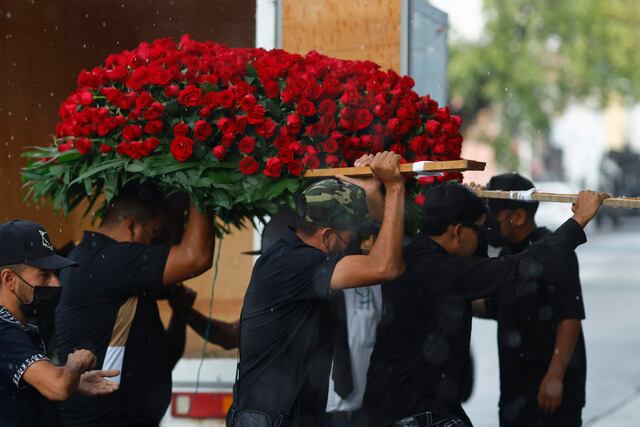 Trasladan a cementerio en Guadalajara el cuerpo de El Mencho