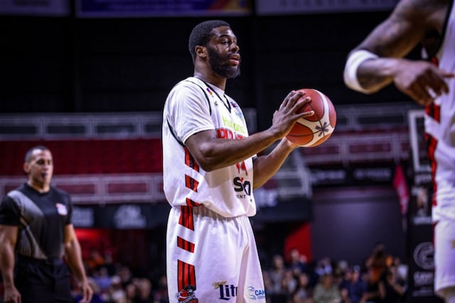 Indios y Piratas consiguen victorias en el BSN