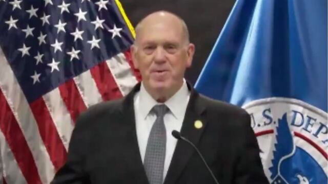 Tom Homan anuncia fin de redadas migratorias en Minnesota; ICE reporta miles de detenidos