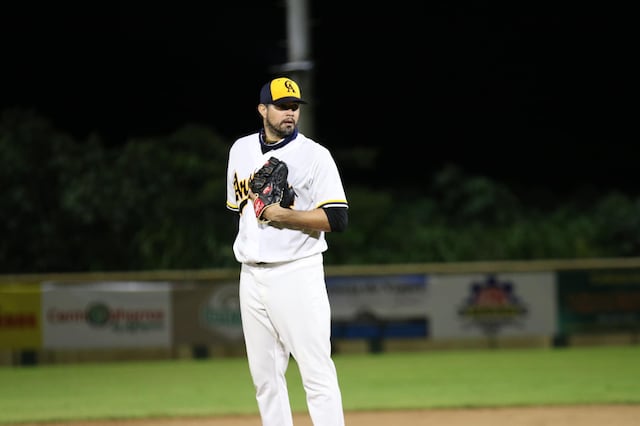 Doble A: Arenosos de Camuy arranca con victoria en la semifinal B