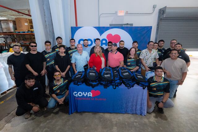 Goya recibe estudiantes y destaca el valor de la educación técnica en Puerto Rico
