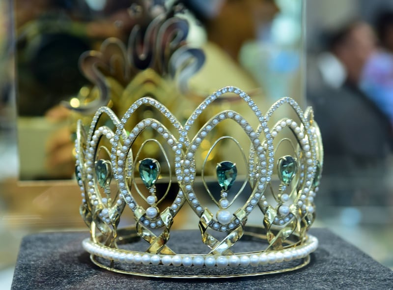 La joya fue usada por las reinas de 2018 a 2022 en la isla. 