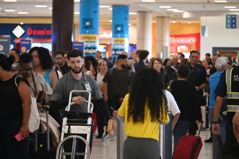 Aeropuerto Luis Muñoz Marín. Carolina Metro PR 1 de abril de 2026