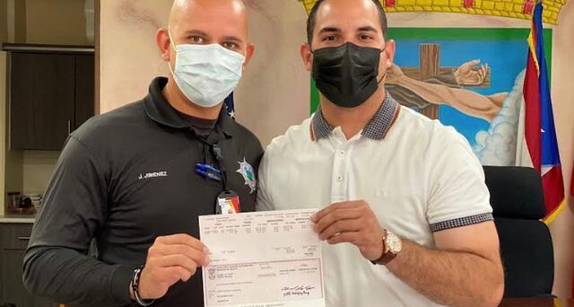 Aguada cumple con incentivos de $3 mil para servidores públicos municipales