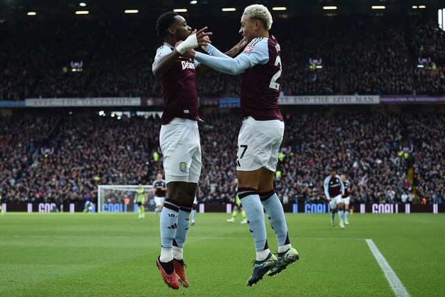 Manchester City sigue en caída libre y sufre otra derrota ante el Aston Villa