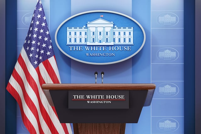 Trump anuncia veto a CNN, MS NOW y Politico en la Casa Blanca