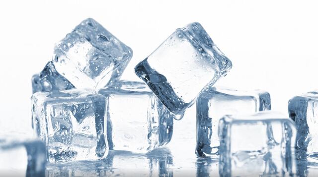 ¿Cuál es la última tendencia contra las arrugas y ojeras? Sumergir la cara en hielo