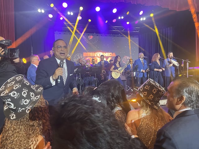 WAPA anuncian su programación para los días festivos