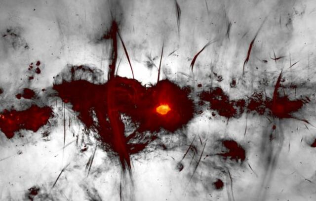 Científicos descubren más hilos cósmicos fuera de la galaxia