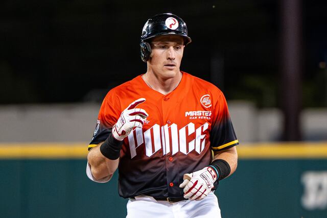 Cuadrangular de Jacob Berry brilla en revés de los Leones