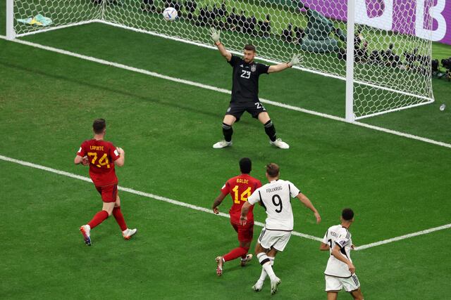 Alemania se aferra al mundial tras empatar con España