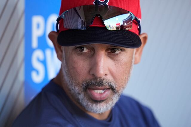 Al mando de Alex Cora, los Red Sox exceden las expectativas al inicio de temporada