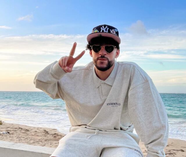 Apagón interrumpe el jangueo de Bad Bunny en Santurce
