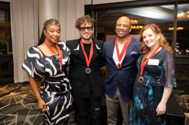 Berklee Collage of Music reconoce a Tommy Torres