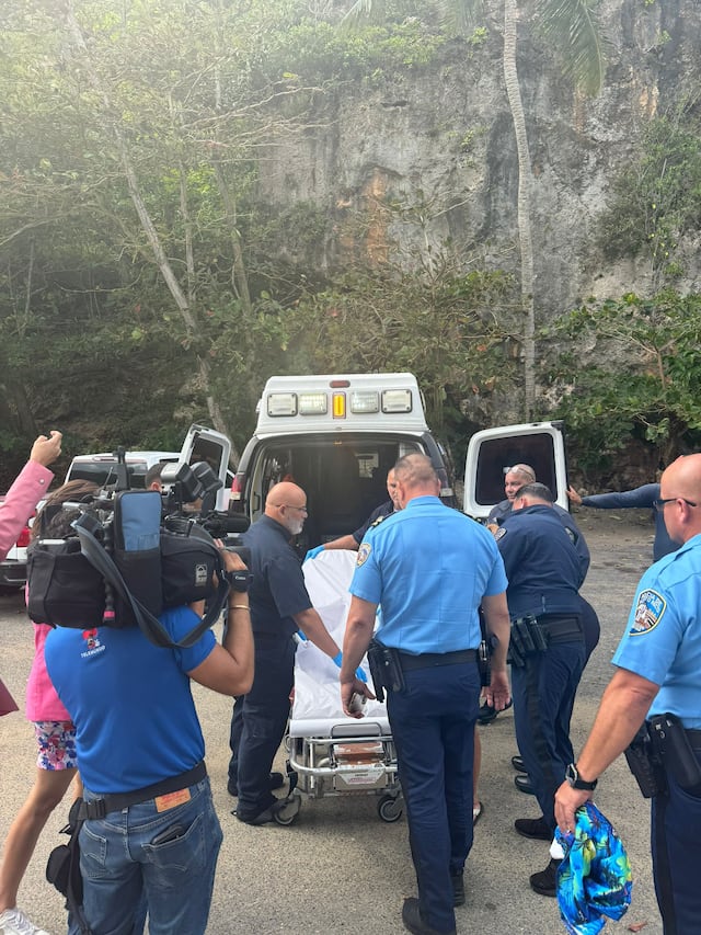 Policía interviene con turista agresiva que lleva meses en hotel de Quebradillas