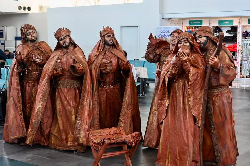 Nacimiento viviente en el aeropuerto de Luis Munoz Marin de San Juan.