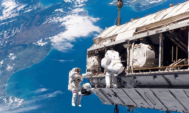 NASA suspende caminata de astronautas a la Estación Espacial Internacional