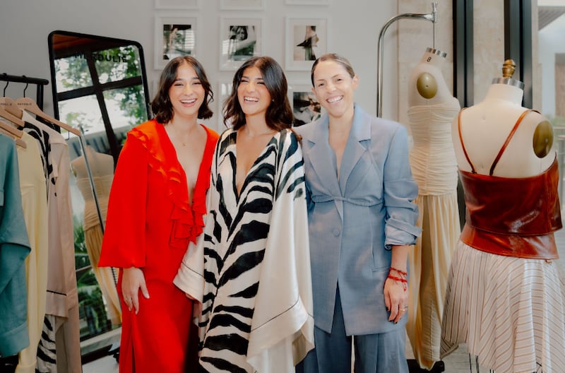 La empresaria celebró el primer aniversario de la marca en Dorado Beach, a Ritz-Carlton Reserve, acompañada por clientes e invitados especiales.