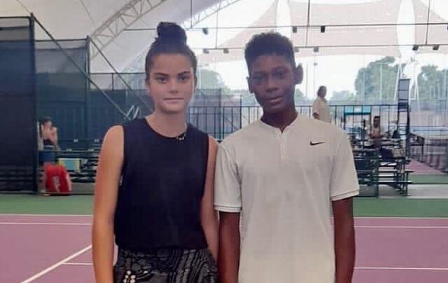 Joven tenista conquista campeonato de dobles mixtos en competencia de Centroamérica y el Caribe