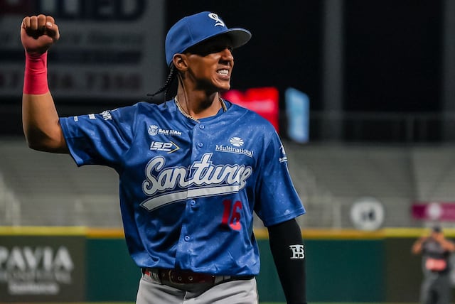 Cangrejeros inauguran la temporada con victoria