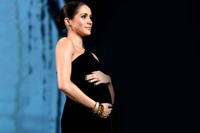 ¡Hermosa! Meghan Markle luce orgullosa su nueva silueta maternal