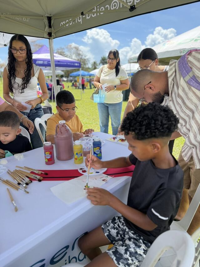 Sobre 300 niños de Ceiba celebran Día de Pascua