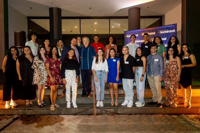 Una noche de celebración y agradecimiento en la Fundación Kinesis