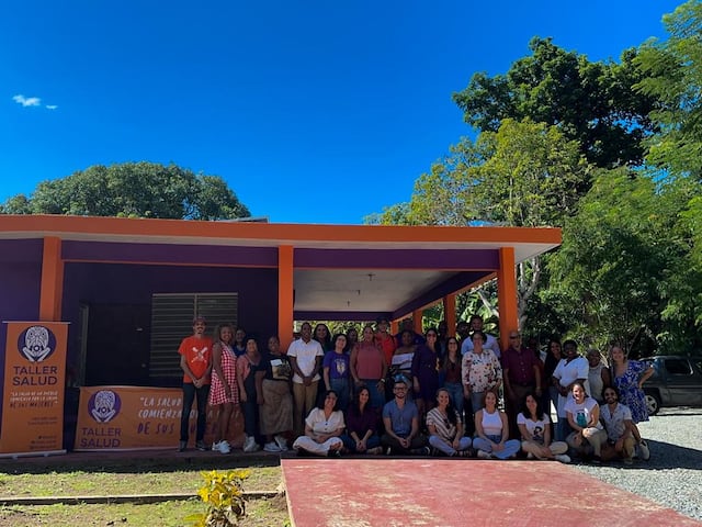 Taller Salud inaugura centro para servir a la comunidad en momentos de escasez