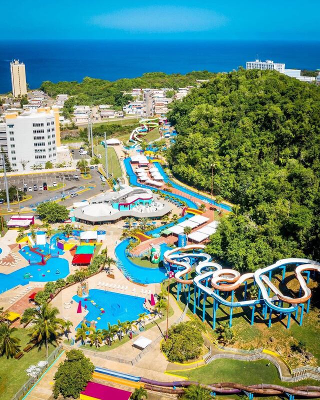 Anuncian alianza público privada para operar parque acuático Las Cascadas de Aguadilla